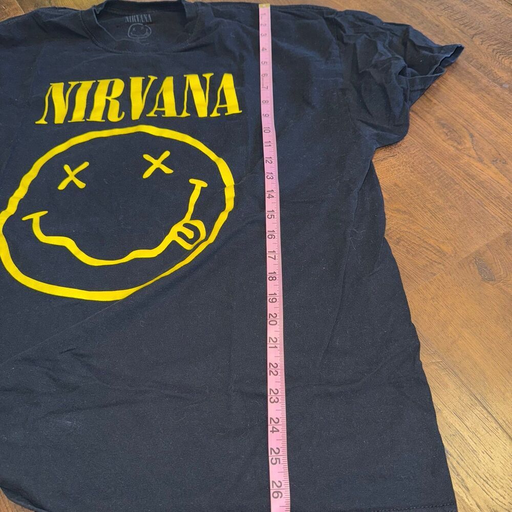 Nirvana Smiley Face Band Tee – Distressed Grunge Style – 2XL - Picture 7 of 7